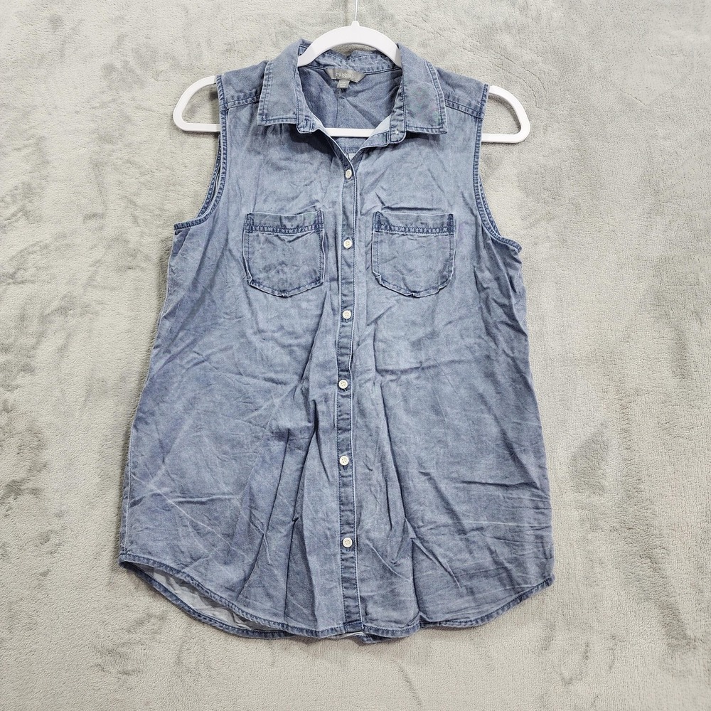 Rubbish Shirt Womens M Blue Chambray Sleeveless Button Front Collared Casual